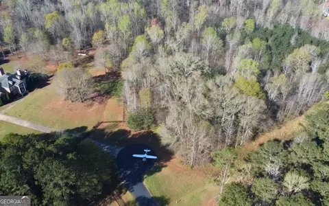 44 Aileron Ln, Williamson, GA 30292