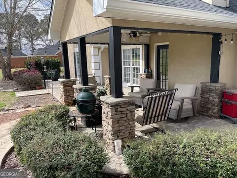 Exterior - 111 Prestwick Dr, Lagrange, GA 30241 photo 1 of 12