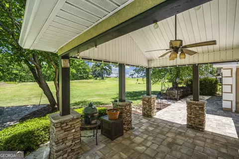 Exterior - 111 Prestwick Dr, Lagrange, GA 30241 photo 6 of 12