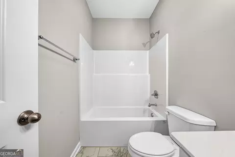 Bath - 436 Lakeview Way #269, Lagrange, GA 30241 photo 2 of 2