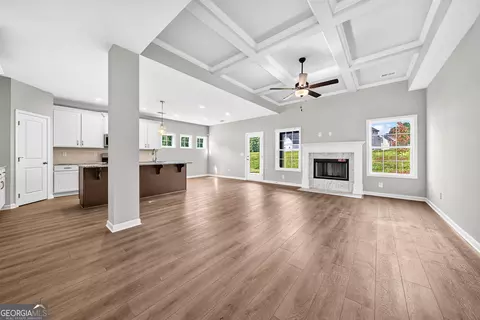 Living - 436 Lakeview Way #269, Lagrange, GA 30241 photo 1 of 2
