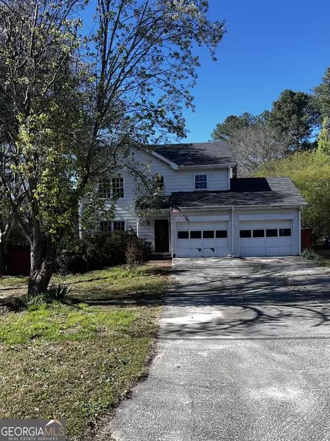 1215 Masters Ln, Snellville, GA 30078