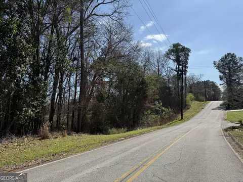 1978 Wood Valley Rd, Macon, GA 31211