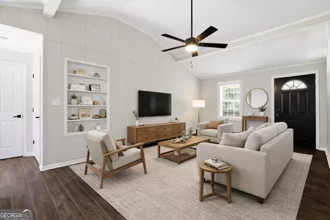 Living - 3009 Old West Point Rd, Lagrange, GA 30240 photo 1 of 6