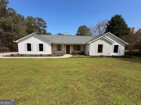 4241 Grady Smith Rd, Loganville, GA 30052