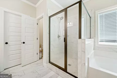 Bath - 549 Calgary Downs Dr, Winder, GA 30680 photo 3 of 3