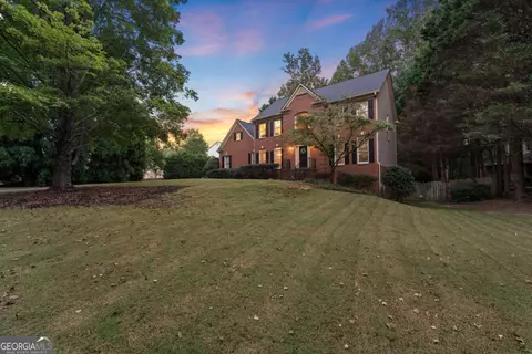 3505 Chartwell Dr, Suwanee, GA 30024