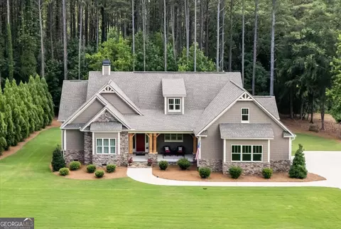 141 Hidden Lakes Dr, Gray, GA 31032