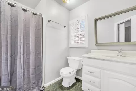 Bath - 3003 SW East Fairview Rd, Mcdonough, GA 30252 photo 6 of 7