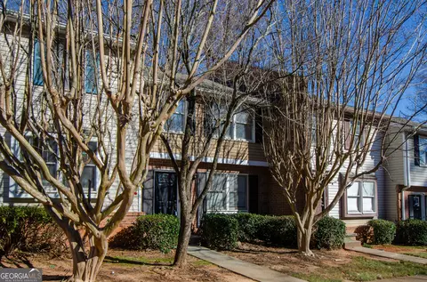 1066 Wedgewood Ln, Tucker, GA 30084
