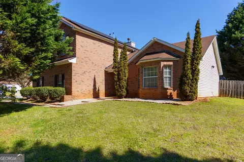 2133 Eagles Nest Cir, Decatur, GA 30035