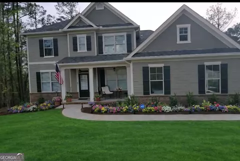 530 Thomas Dr, Loganville, GA 30052