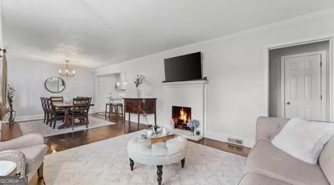 471 Hilderbrand Dr, Atlanta, GA 30328