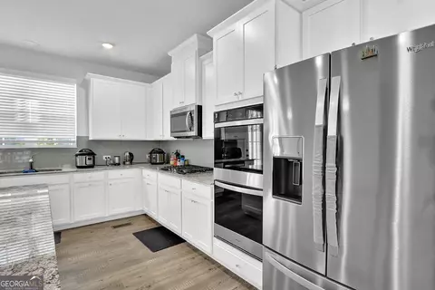 Kitchen - 3535 Senna Rd, Duluth, GA 30096 photo 5 of 5