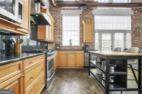 Kitchen - 5434 Peachtree Rd #119, Atlanta, GA 30341 photo 5 of 7