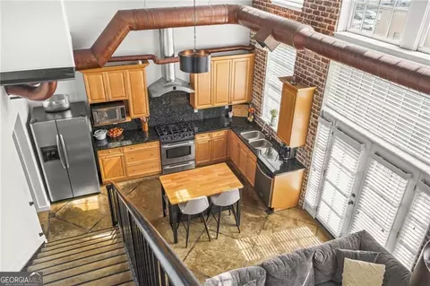 Kitchen - 5434 Peachtree Rd #119, Atlanta, GA 30341 photo 6 of 7