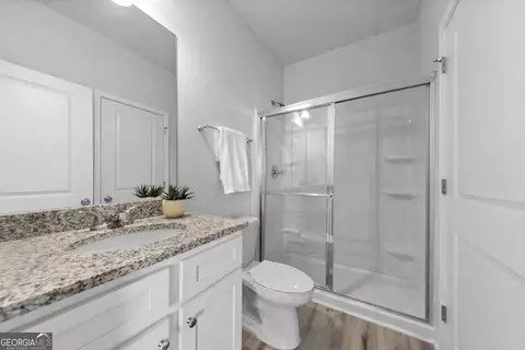 Bath - 1356 Pine View Trl, Monroe, GA 30656 photo 1 of 2
