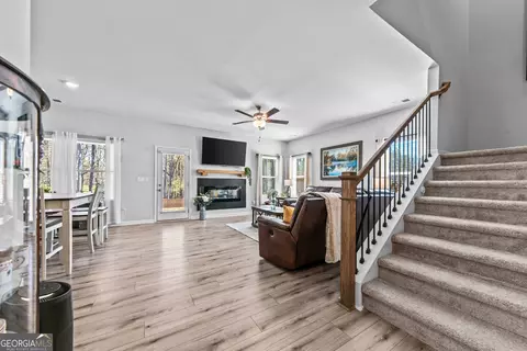 Entry Way - 1356 Pine View Trl, Monroe, GA 30656 photo 10 of 10