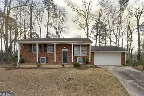 432 King Arthur Ct, Jonesboro, GA 30236