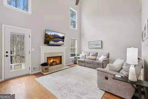 60 Gilbert Cir, Suwanee, GA 30024 photo 7