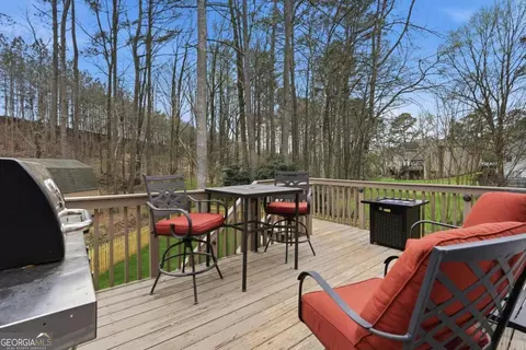 60 Gilbert Cir, Suwanee, GA 30024 photo 14