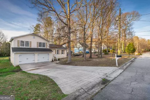 1450 Pine Creek Dr, Lawrenceville, GA 30043