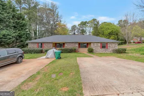 3235 Sarah Lou Dr, Snellville, GA 30078