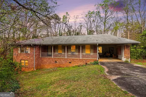 2815 Indian Trail Dr, Tucker, GA 30084