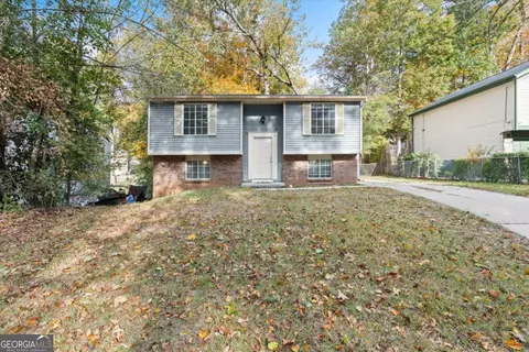 2116 Scarbrough Rd, Stone Mountain, GA 30088