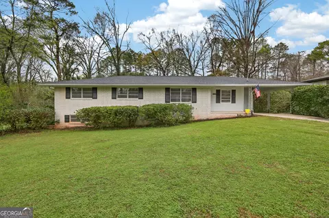 4144 Cedar Knoll Dr, Tucker, GA 30084