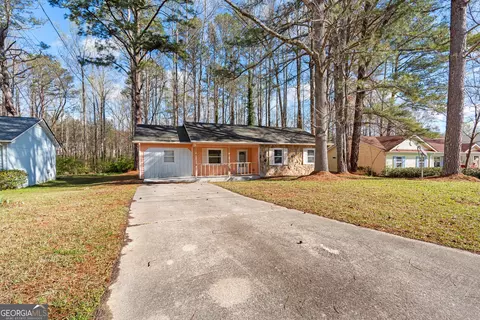 5295 Garvey Dr, Fairburn, GA 30213