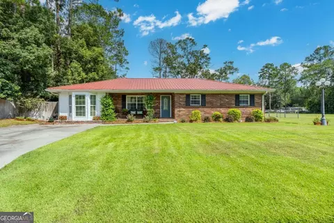 1238 Red Keen Rd, Waycross, GA 31503