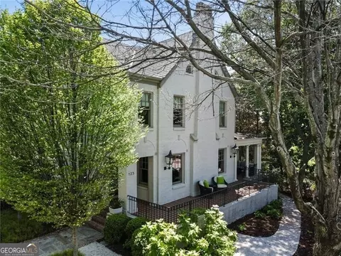 123 Peachtree Cir, Atlanta, GA 30309