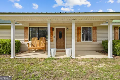 Exterior - 4314 Old Hoboken Rd, Blackshear, GA 31516 photo 3 of 9