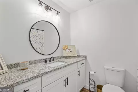 Bath - 4314 Old Hoboken Rd, Blackshear, GA 31516 photo 1 of 3
