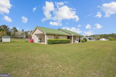 Exterior - 4314 Old Hoboken Rd, Blackshear, GA 31516 photo 6 of 9