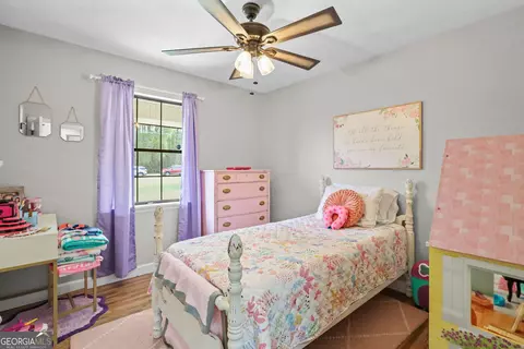 Bedroom - 4314 Old Hoboken Rd, Blackshear, GA 31516 photo 1 of 6