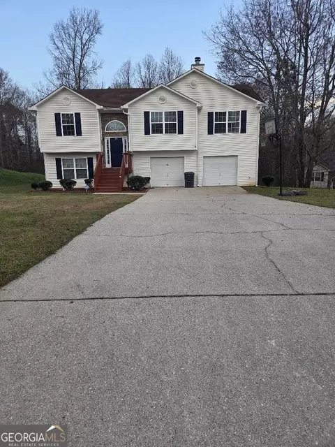 35 Pembroke Pl, Covington, GA 30016