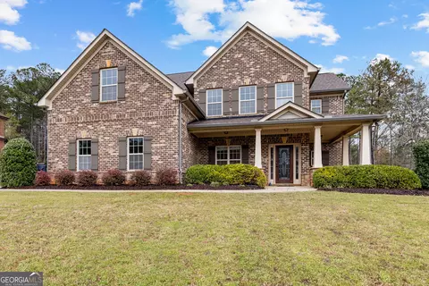 7460 River Walk Dr, Douglasville, GA 30135