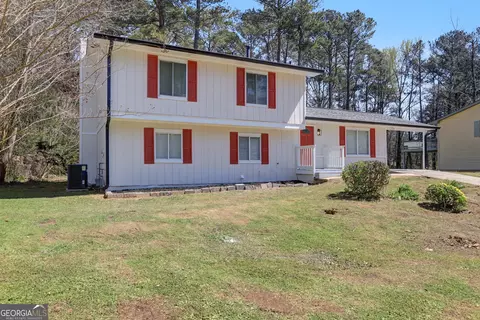 7230 Connell Rd, Fairburn, GA 30213