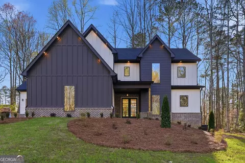 4988 Hidden Branch Dr, Sugar Hill, GA 30518