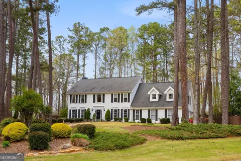 25 Springwater Way, Newnan, GA 30265