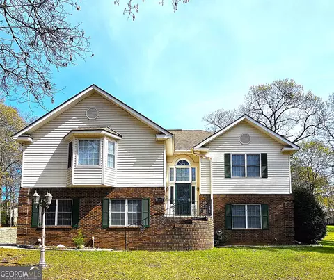 111 Red Oak Gln, Centerville, GA 31028