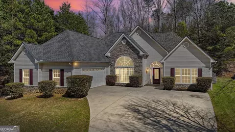 25 Cherokee Hills Dr, Rydal, GA 30171