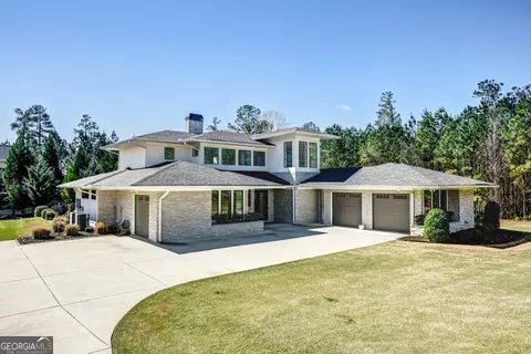 10 Arbor Shade Ln, Newnan, GA 30265