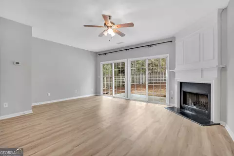 Living - 4147 Howell Park Rd, Duluth, GA 30096 photo 2 of 5