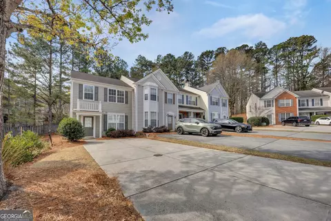 Exterior - 4147 Howell Park Rd, Duluth, GA 30096 photo 2 of 8