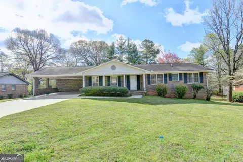 4461 S Roberts Dr, Sugar Hill, GA 30518