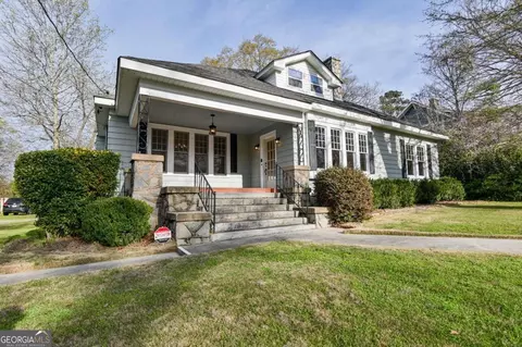 120 S Tusten St, Elberton, GA 30635