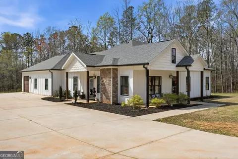 62 Buck Creek Rd, Griffin, GA 30224